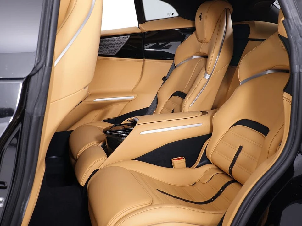 2024 Ferrari Purosangue - Image 26 of 31