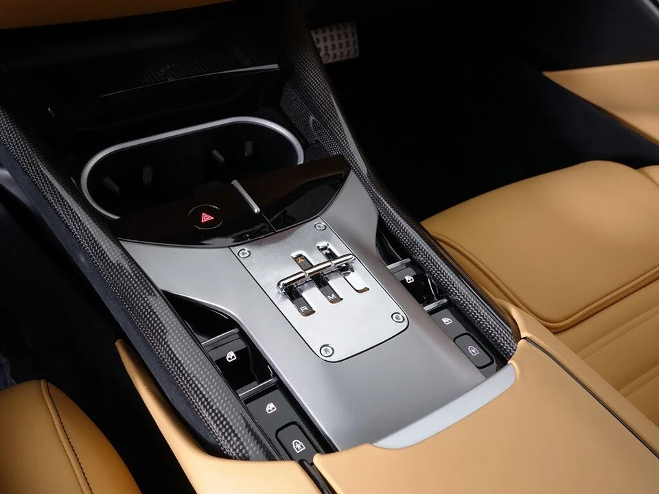 2024 Ferrari Purosangue - Image 30 of 31