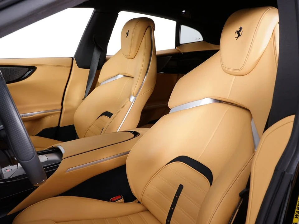2024 Ferrari Purosangue - Image 25 of 31