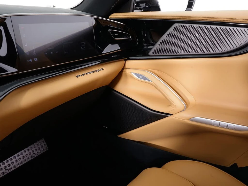 2024 Ferrari Purosangue - Image 23 of 31