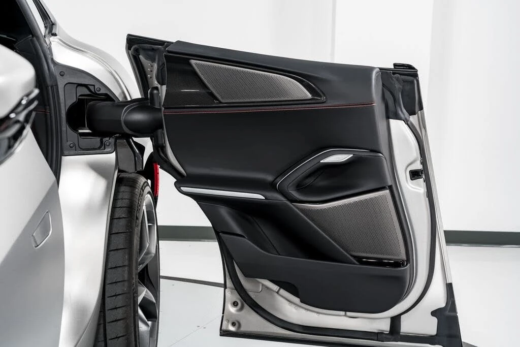 2024 Ferrari Purosangue - Image 25 of 31