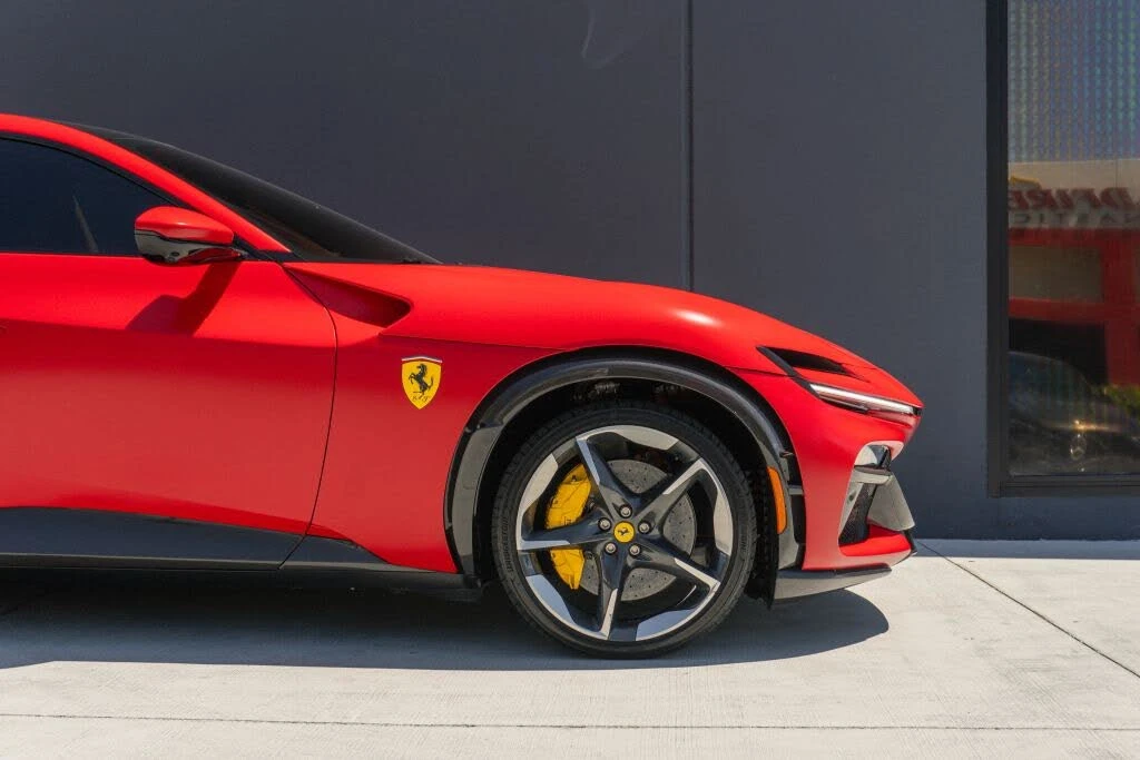 2024 Ferrari Purosangue - Image 29 of 31