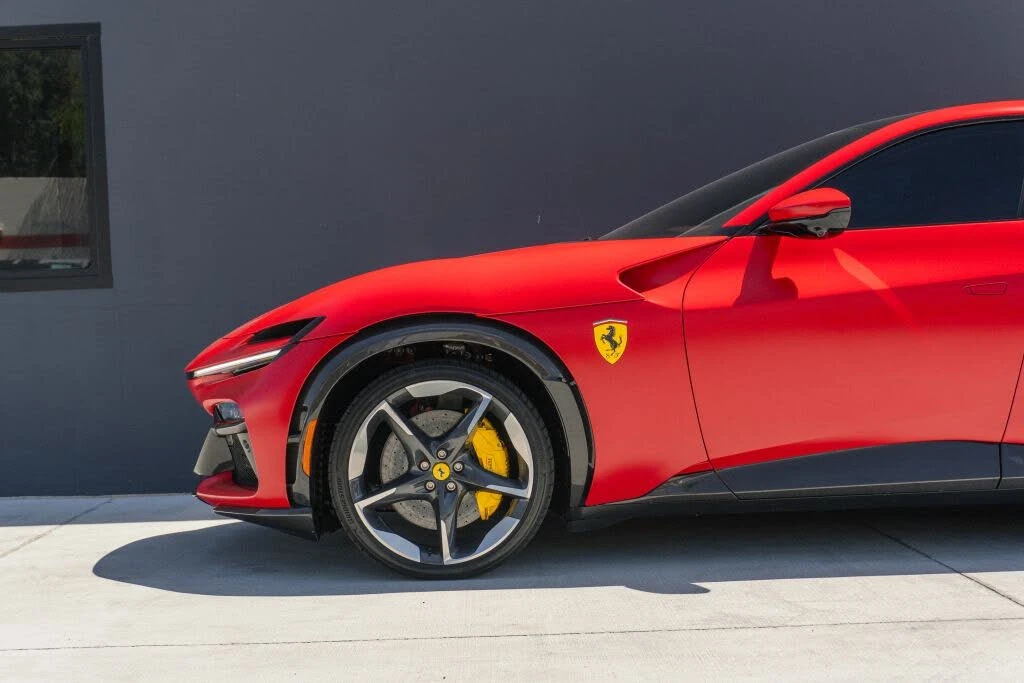 2024 Ferrari Purosangue - Image 10 of 31
