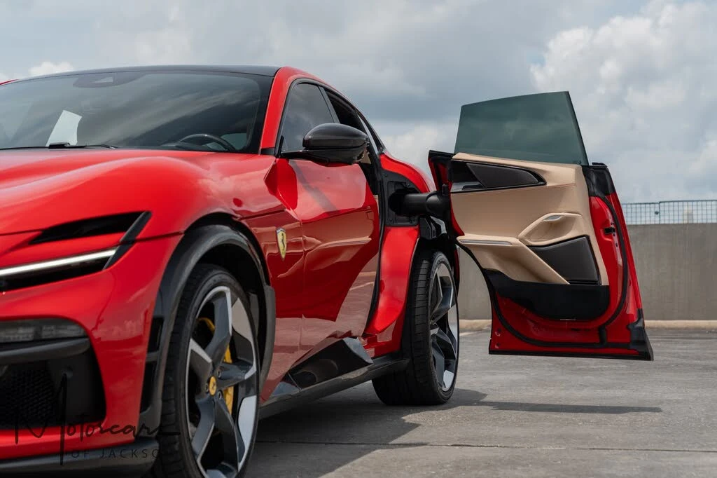 2024 Ferrari Purosangue - Image 11 of 31