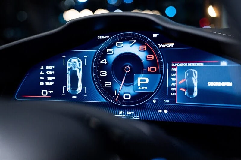 2024 Ferrari Purosangue - Image 16 of 31