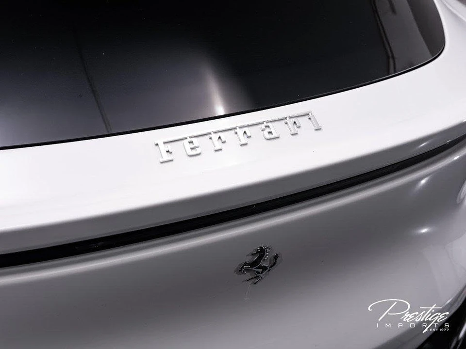 2024 Ferrari Purosangue - Image 13 of 31