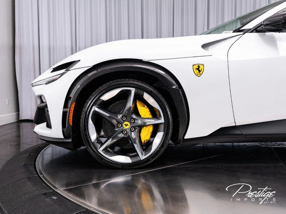 2024 Ferrari Purosangue - Image 8 of 31