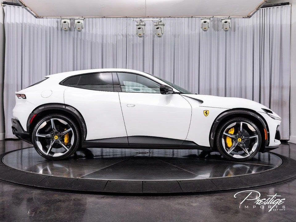 2024 Ferrari Purosangue - Image 17 of 31