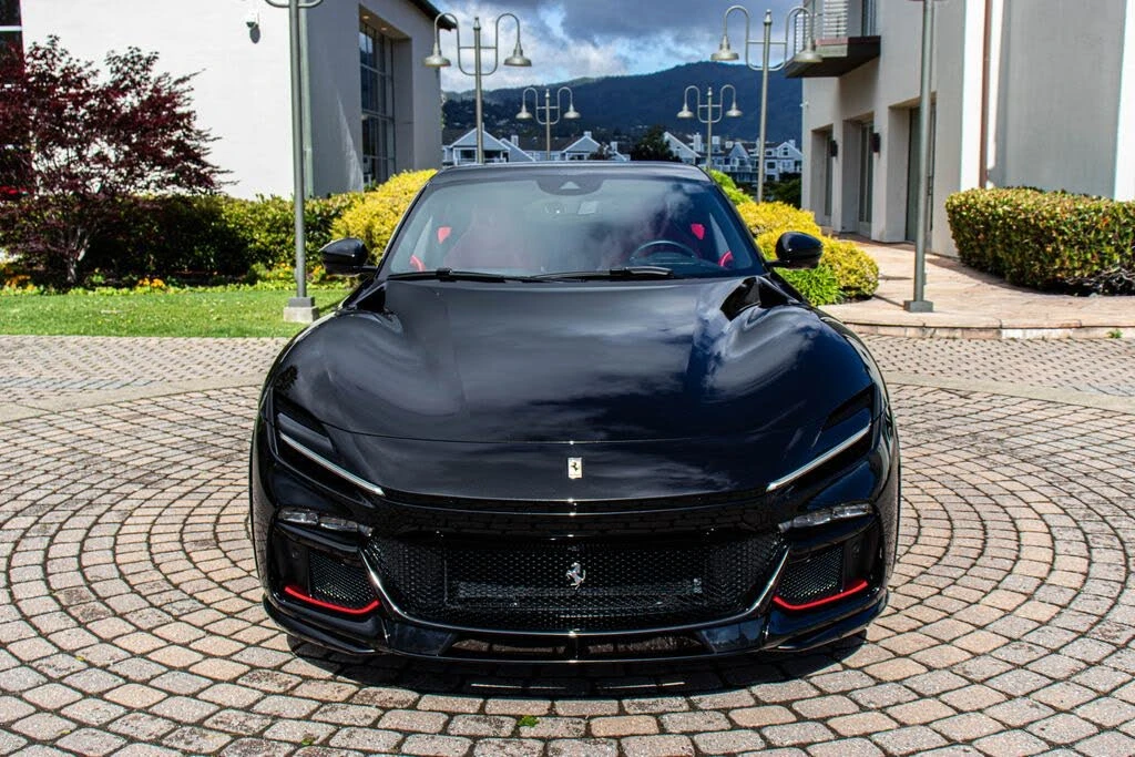 2024 Ferrari Purosangue - Image 15 of 31