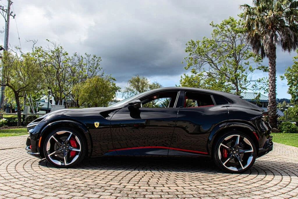 2024 Ferrari Purosangue - Image 9 of 31