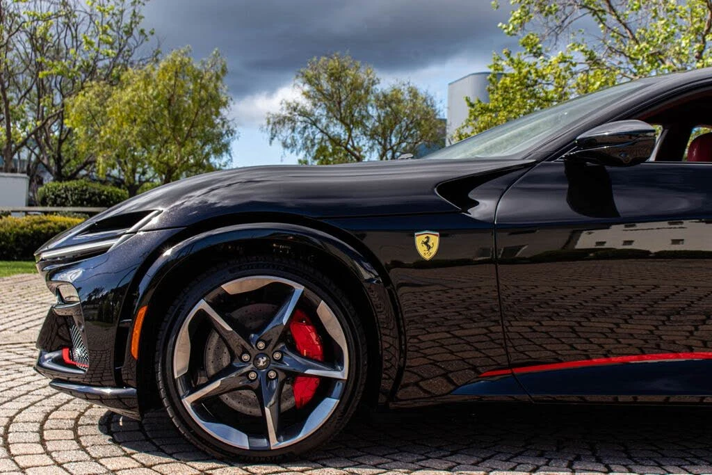 2024 Ferrari Purosangue - Image 28 of 31