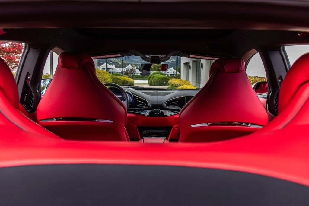 2024 Ferrari Purosangue - Image 24 of 31