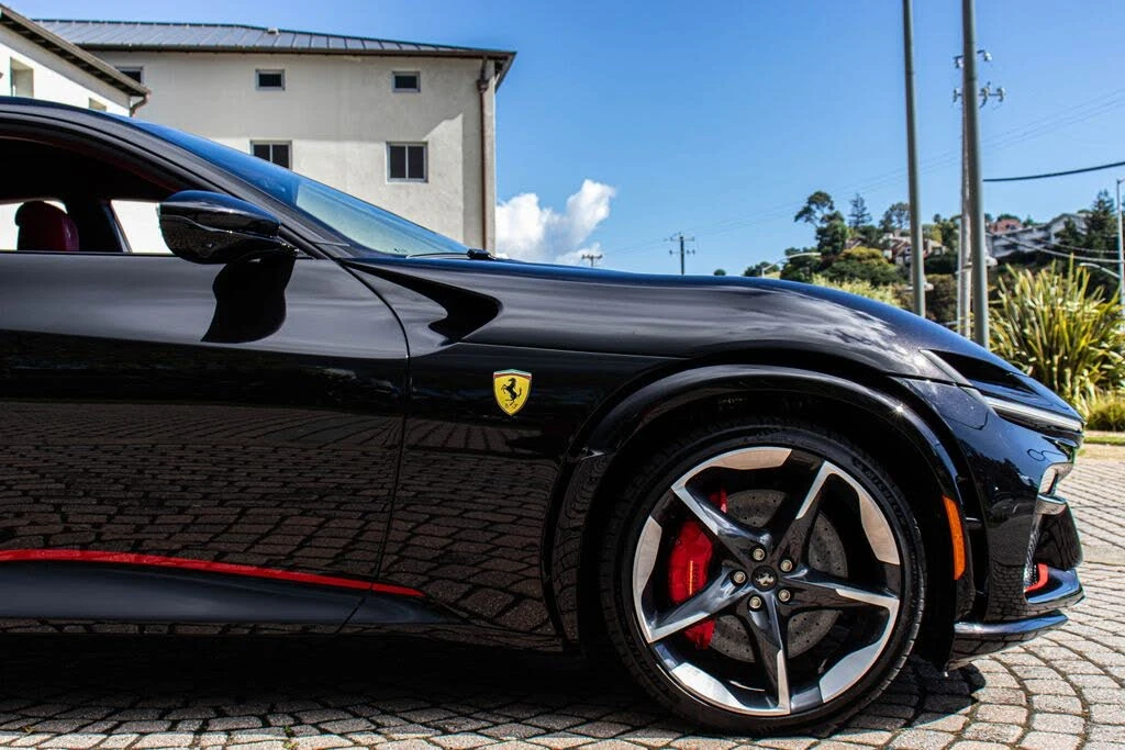 2024 Ferrari Purosangue - Image 16 of 31