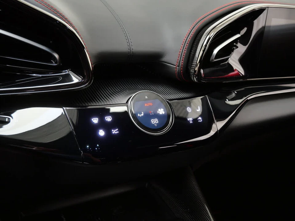 2024 Ferrari Purosangue - Image 25 of 30