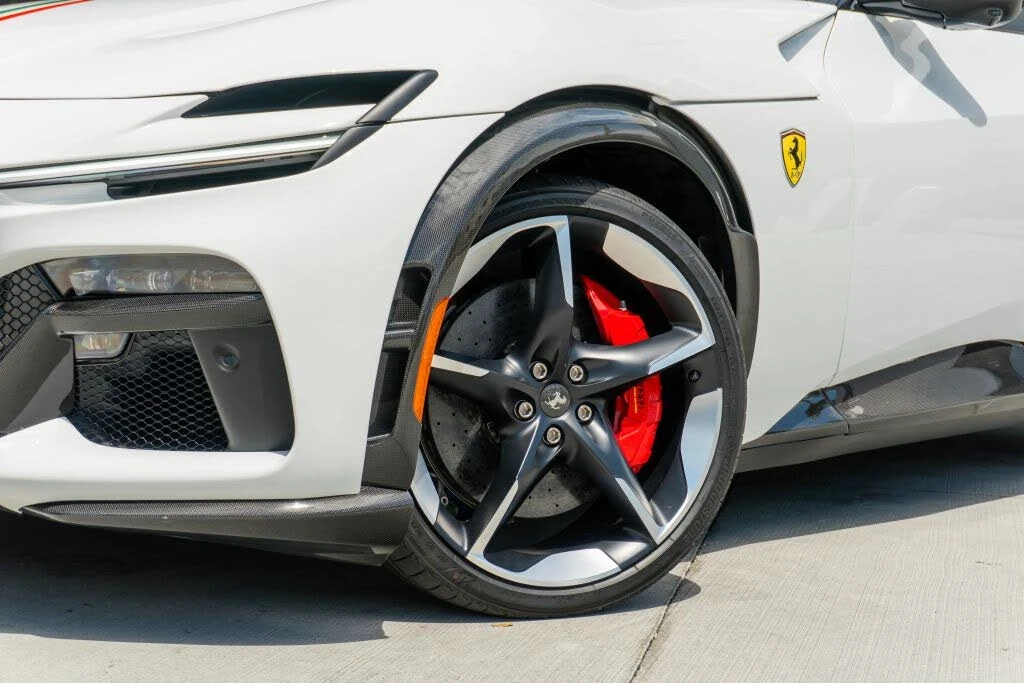 2024 Ferrari Purosangue - Image 25 of 31
