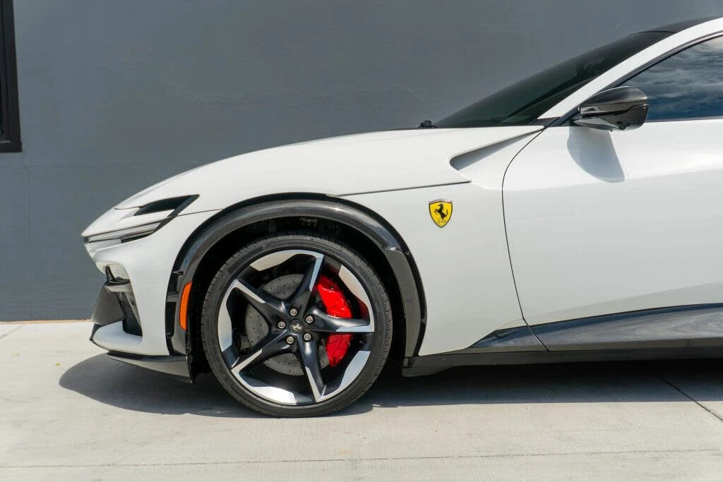 2024 Ferrari Purosangue - Image 18 of 31