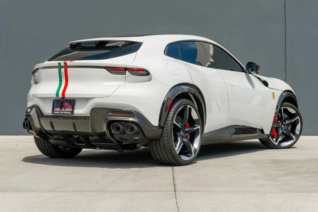 2024 Ferrari Purosangue - Image 7 of 31