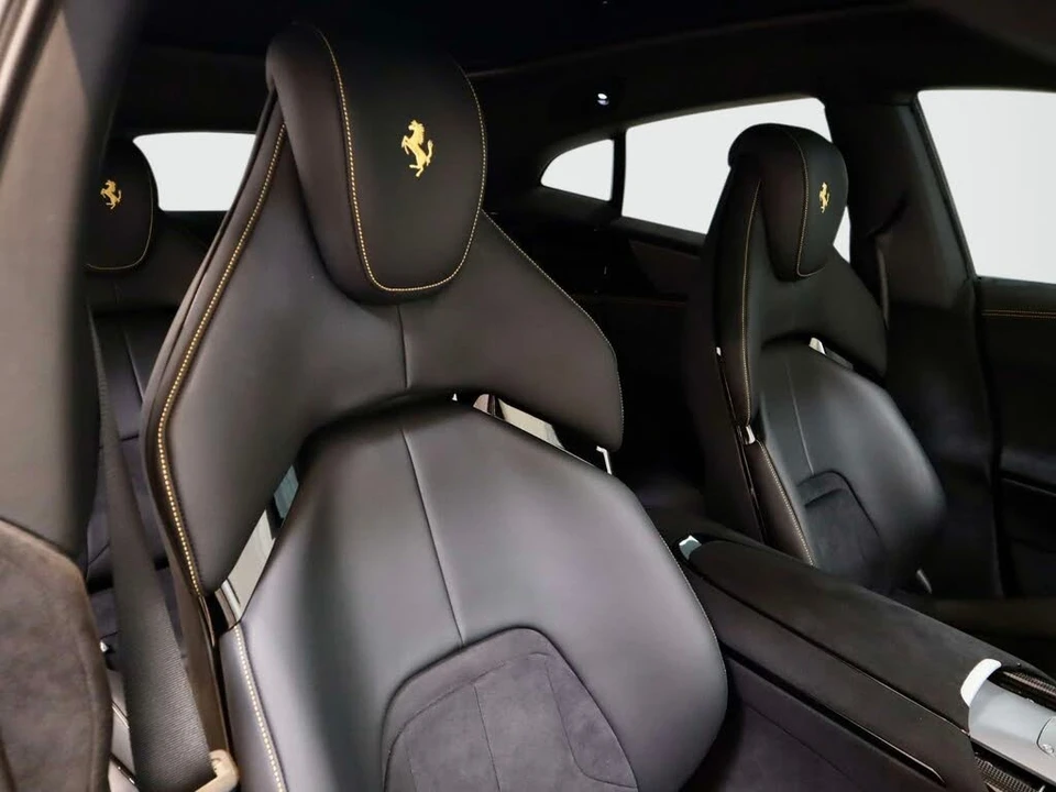 2024 Ferrari Purosangue - Image 19 of 31