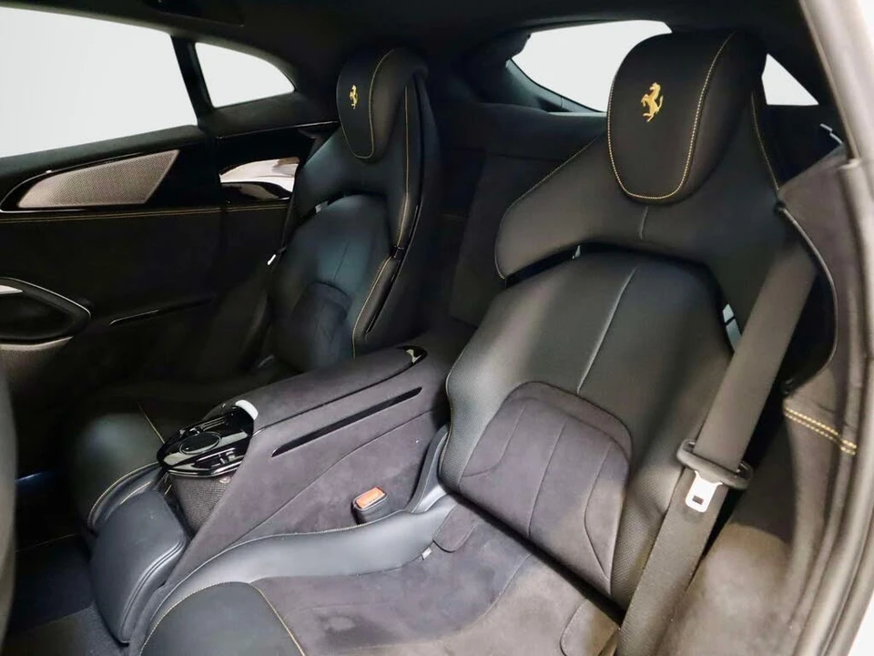 2024 Ferrari Purosangue - Image 20 of 31