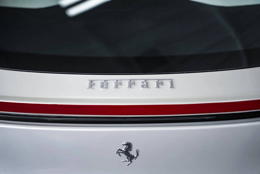2024 Ferrari Purosangue - Image 19 of 31