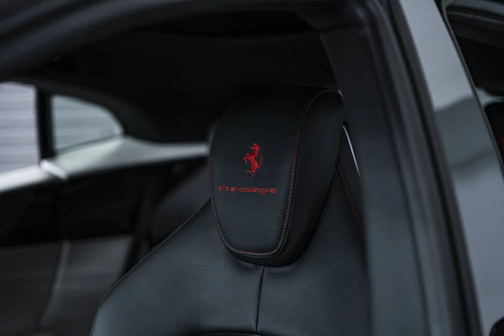 2024 Ferrari Purosangue - Image 28 of 31