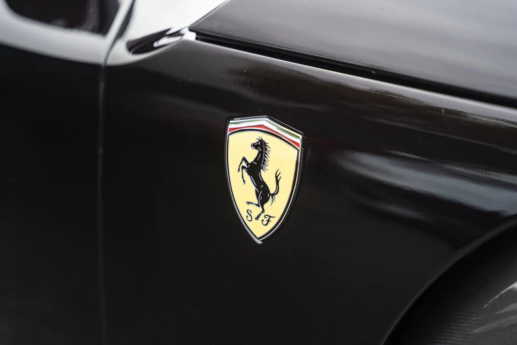 2024 Ferrari Purosangue - Image 16 of 31
