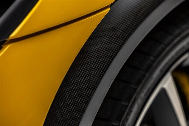 2024 Ferrari Purosangue - Image 17 of 31