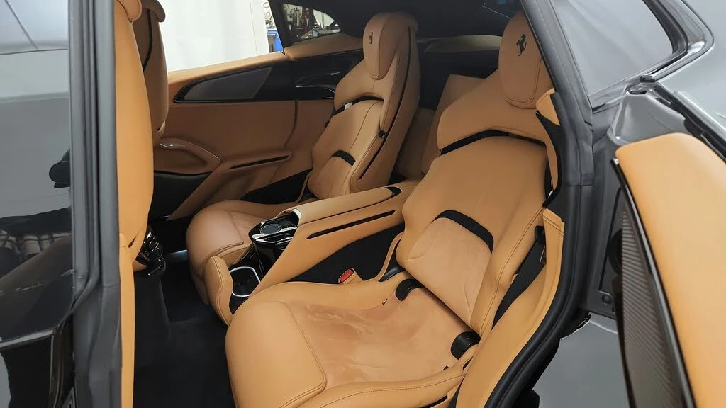 2024 Ferrari Purosangue - Image 26 of 31