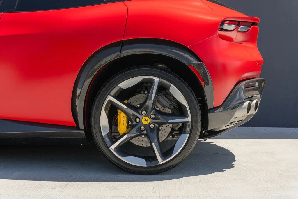 2024 Ferrari Purosangue - Image 14 of 31
