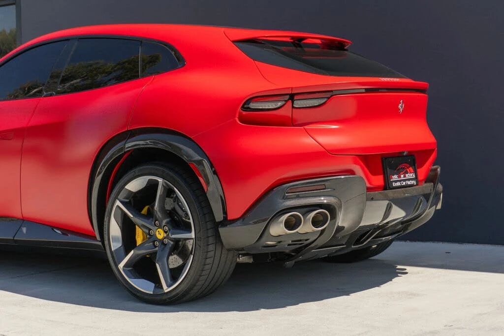 2024 Ferrari Purosangue - Image 15 of 31