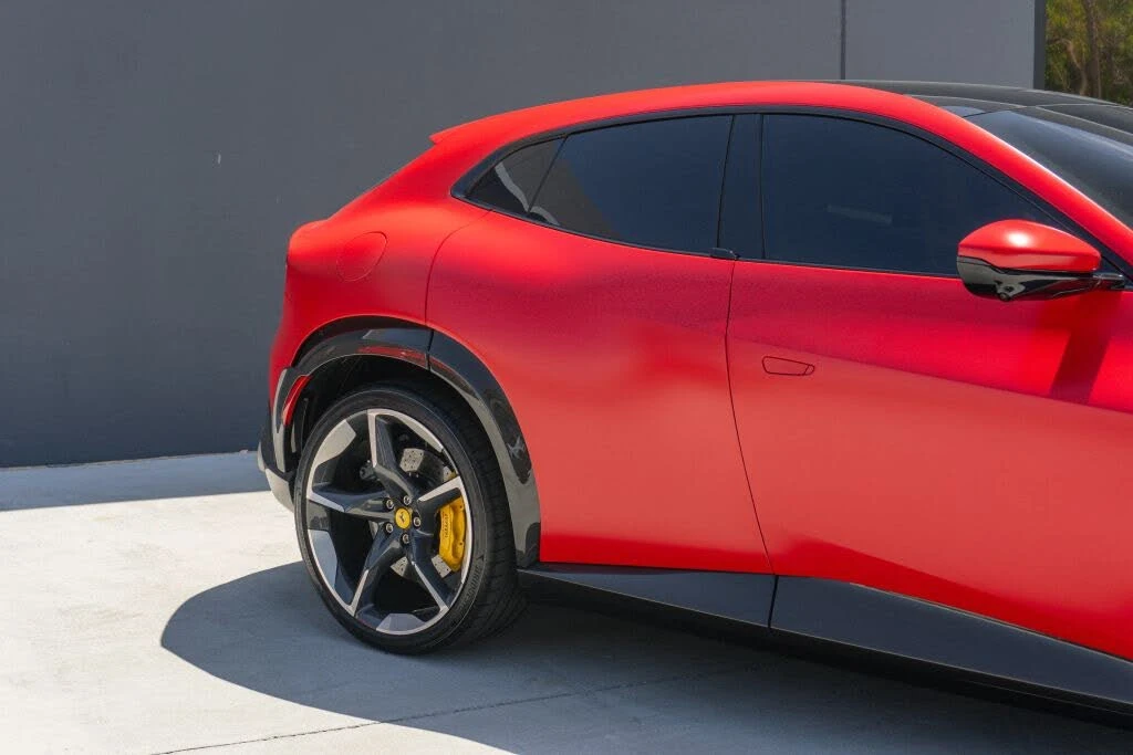 2024 Ferrari Purosangue - Image 25 of 31