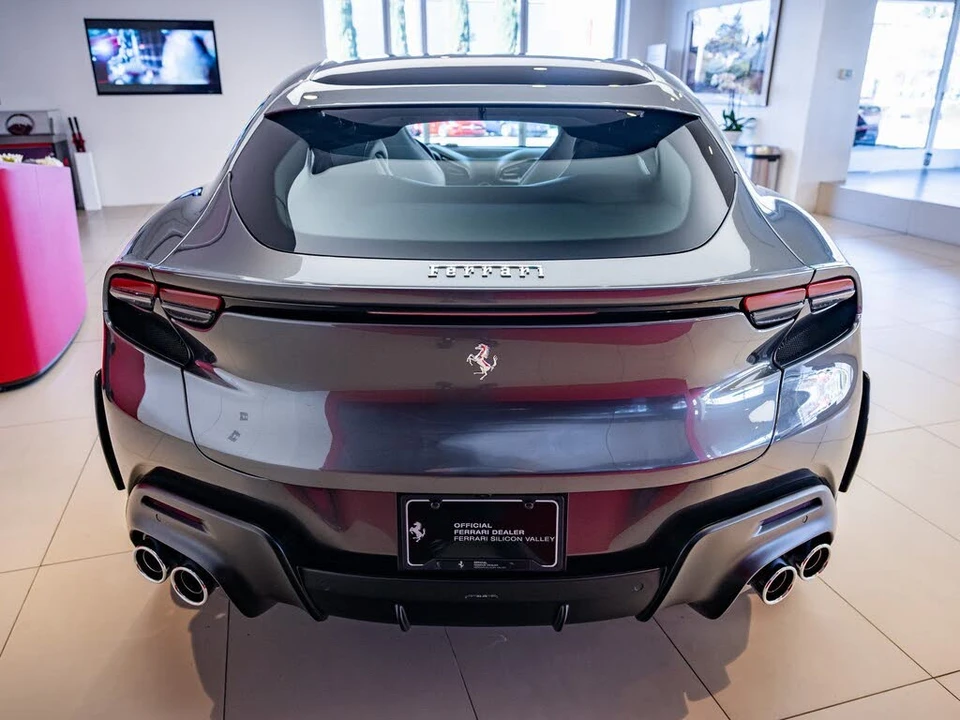 2024 Ferrari Purosangue - Image 5 of 31