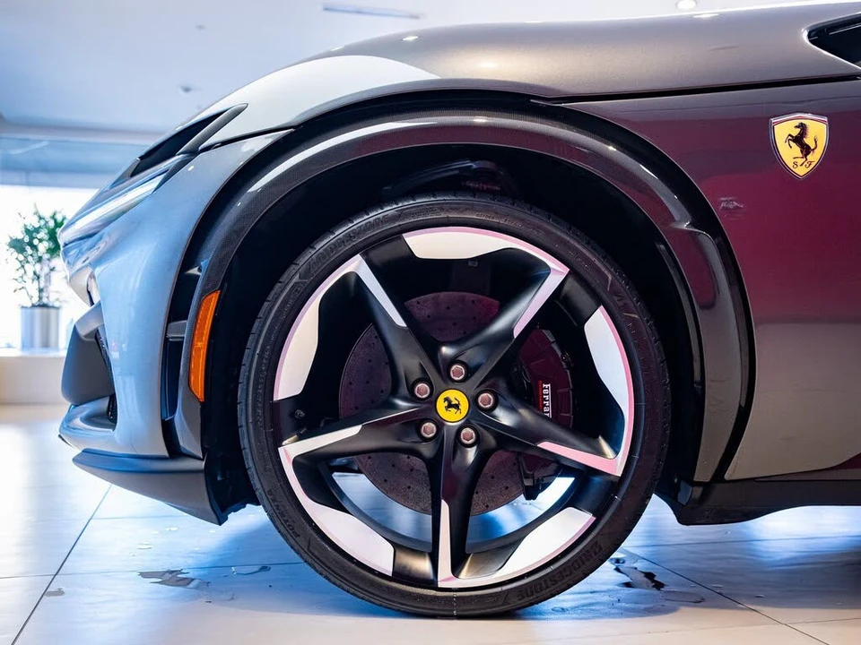 2024 Ferrari Purosangue - Image 3 of 31