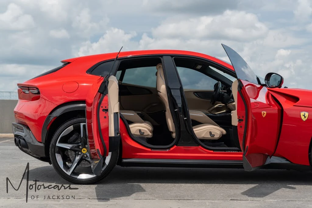 2024 Ferrari Purosangue - Image 13 of 31