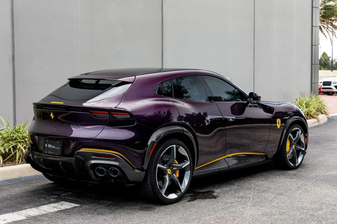 2024 Ferrari Purosangue - Image 5 of 31