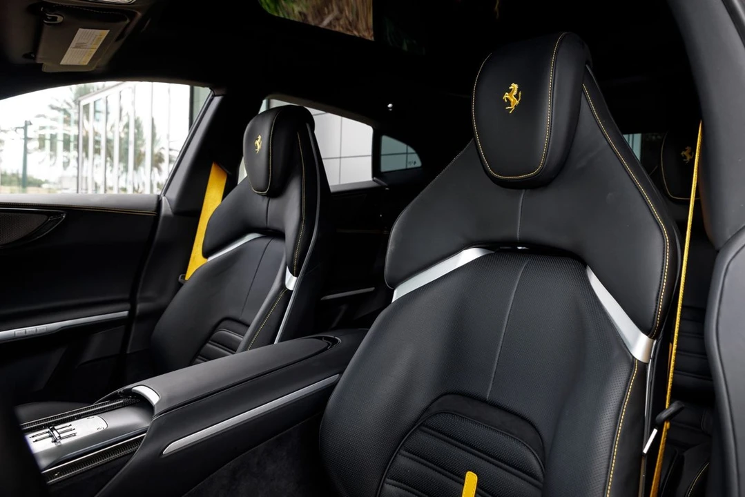 2024 Ferrari Purosangue - Image 10 of 31