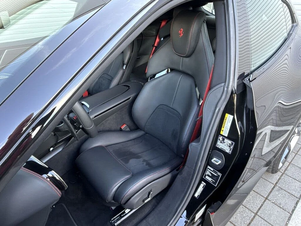 2024 Ferrari Purosangue - Image 11 of 31