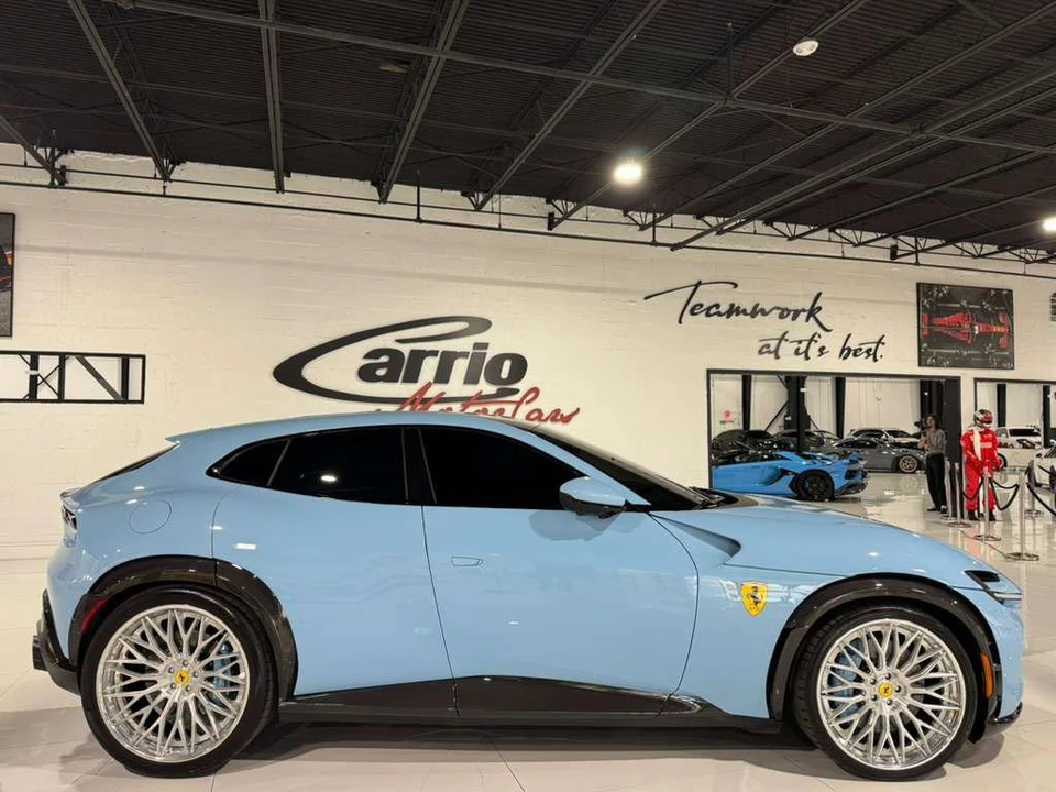 2024 Ferrari Purosangue - Image 8 of 21