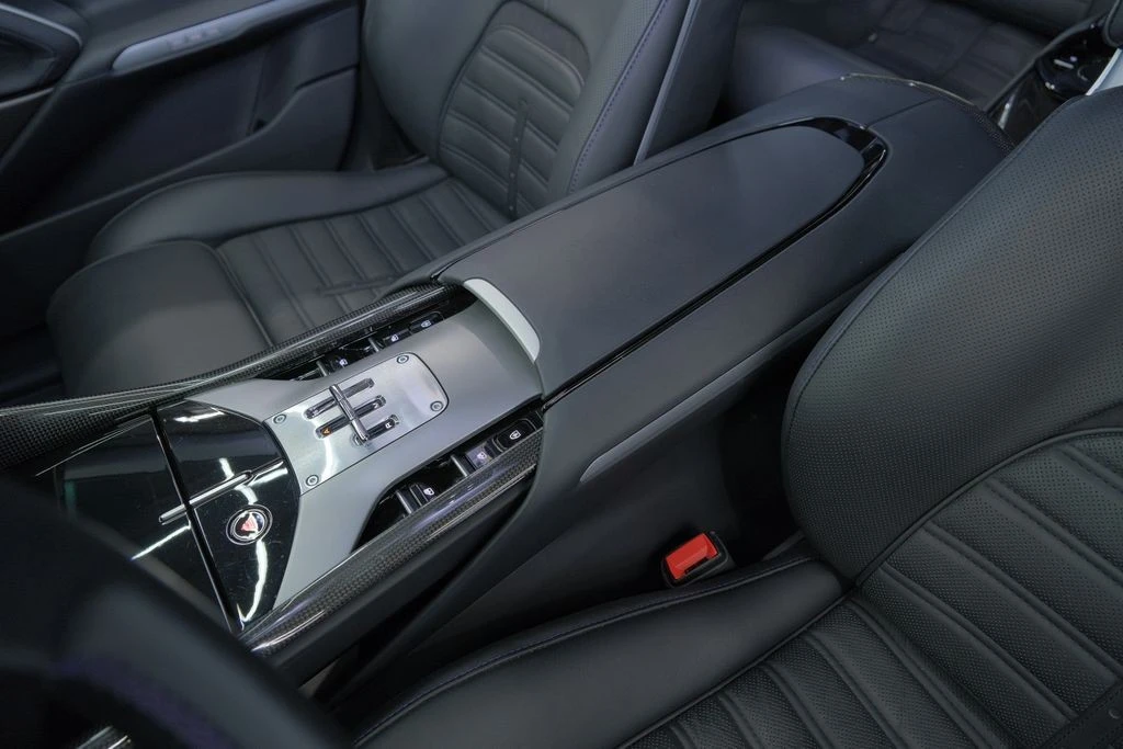 2024 Ferrari Purosangue - Image 31 of 31
