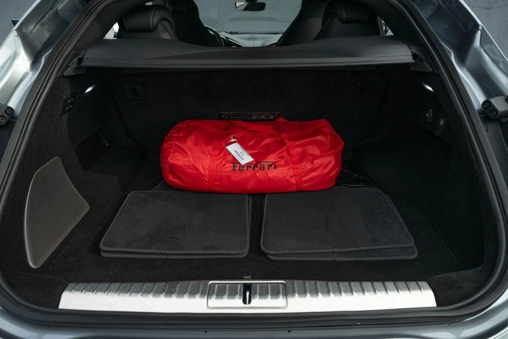2024 Ferrari Purosangue - Image 25 of 31