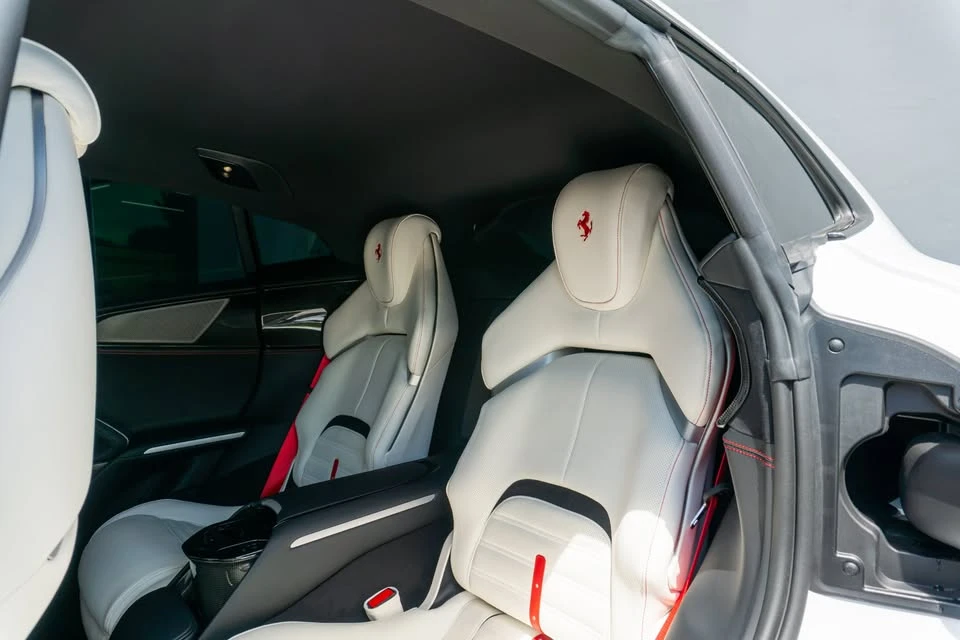 2024 Ferrari Purosangue - Image 11 of 20