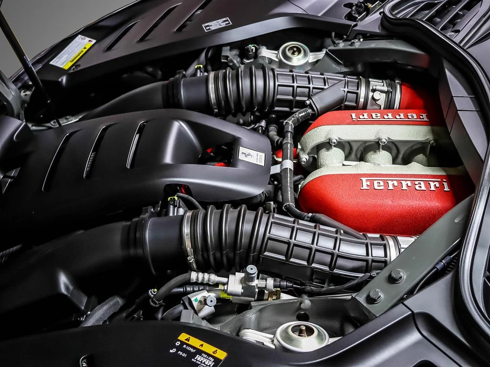 2024 Ferrari Purosangue - Image 21 of 31