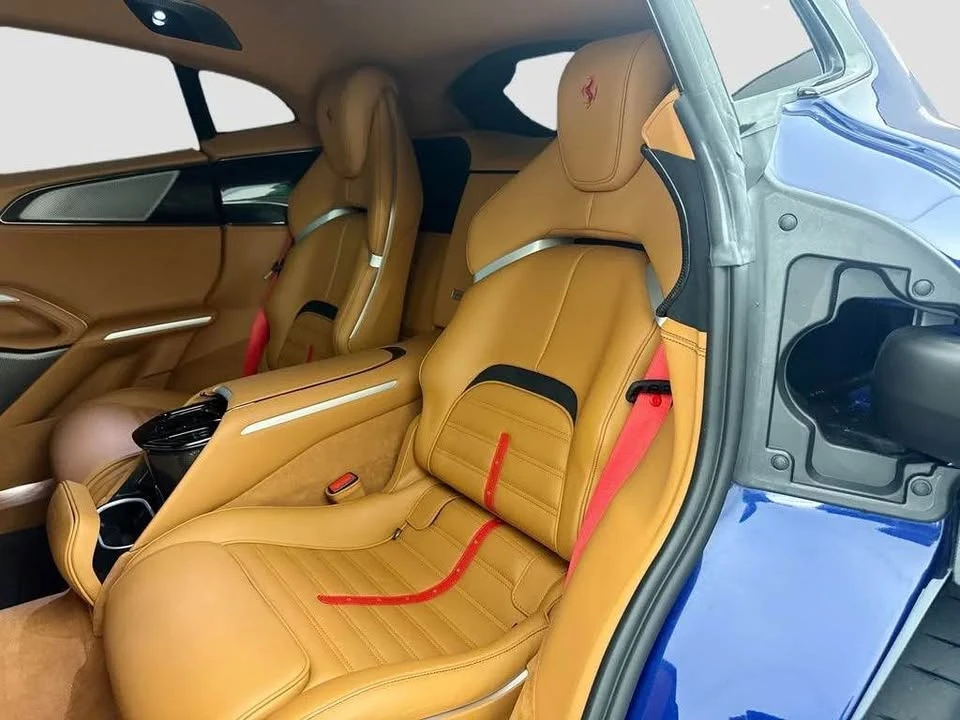 2024 Ferrari Purosangue - Image 11 of 18