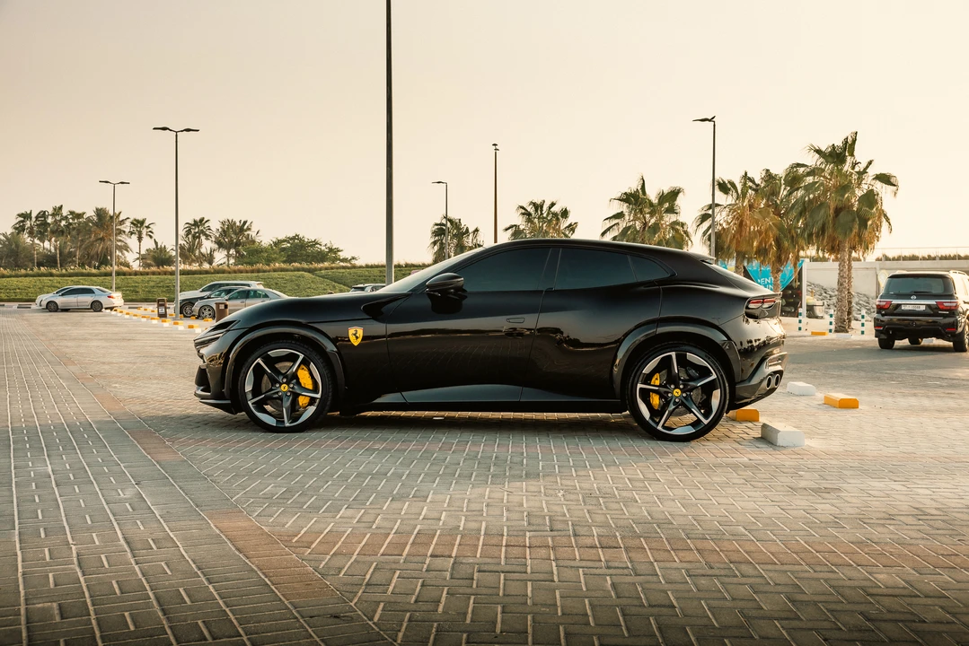 2024 Ferrari Purosangue - Image 4 of 31