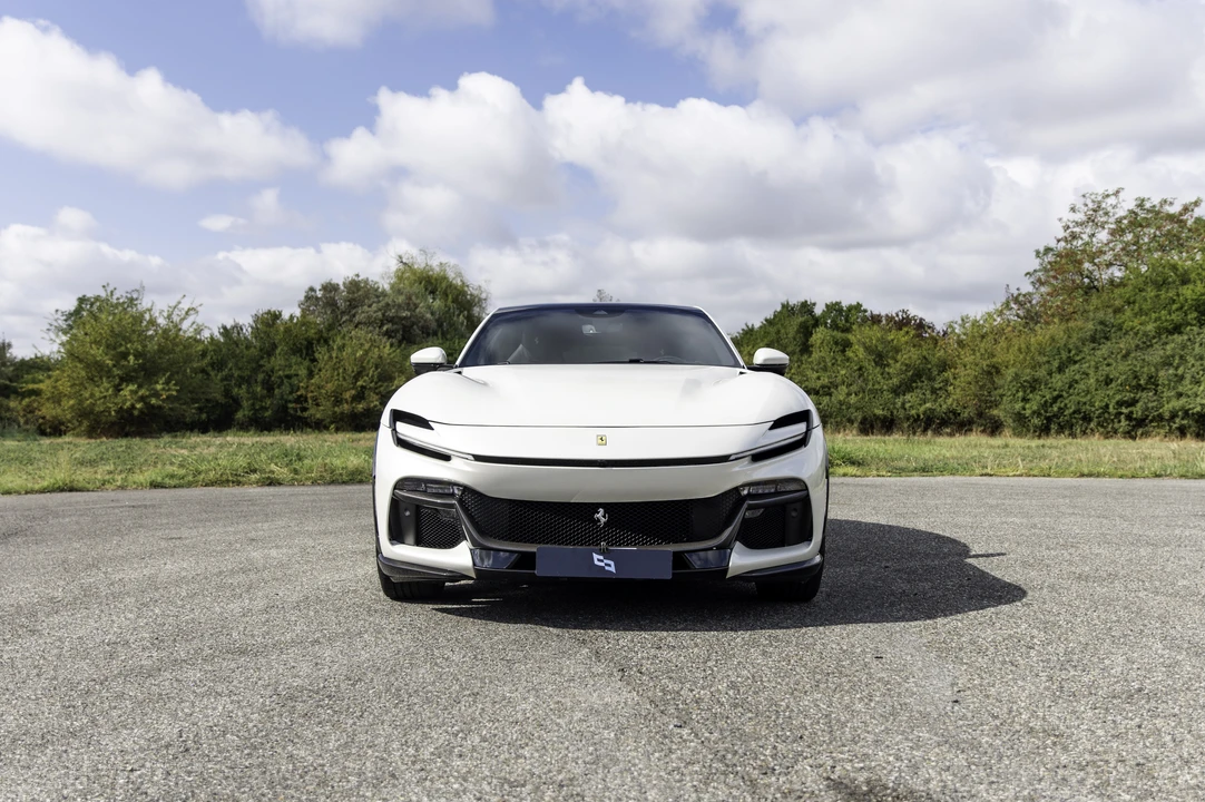 2024 Ferrari Purosangue - Image 2 of 31