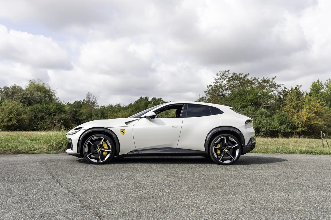 2024 Ferrari Purosangue - Image 8 of 31