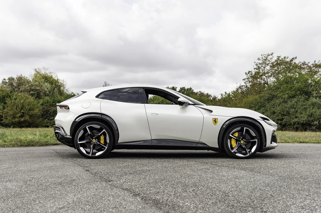 2024 Ferrari Purosangue - Image 4 of 31