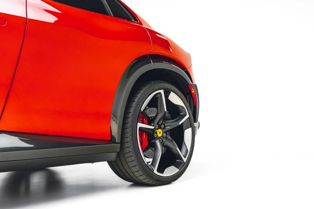 2024 Ferrari Purosangue - Image 19 of 31