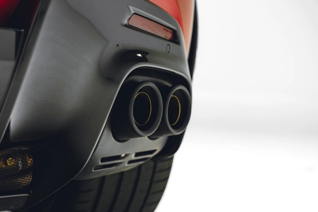 2024 Ferrari Purosangue - Image 15 of 31
