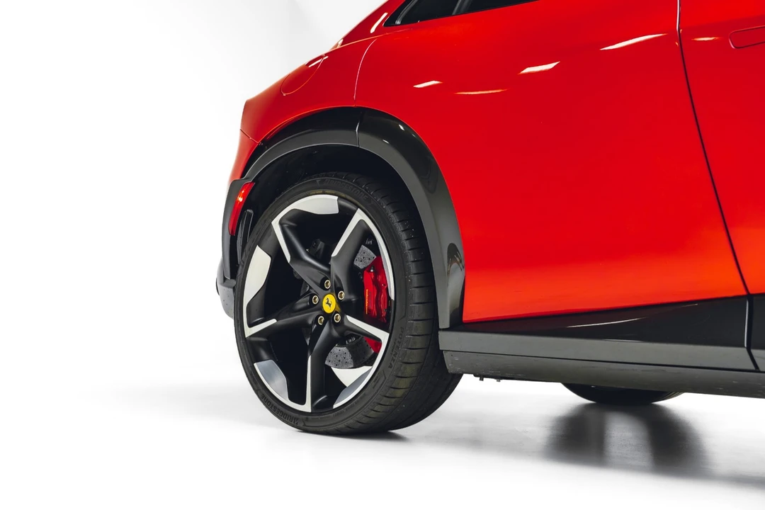 2024 Ferrari Purosangue - Image 18 of 31